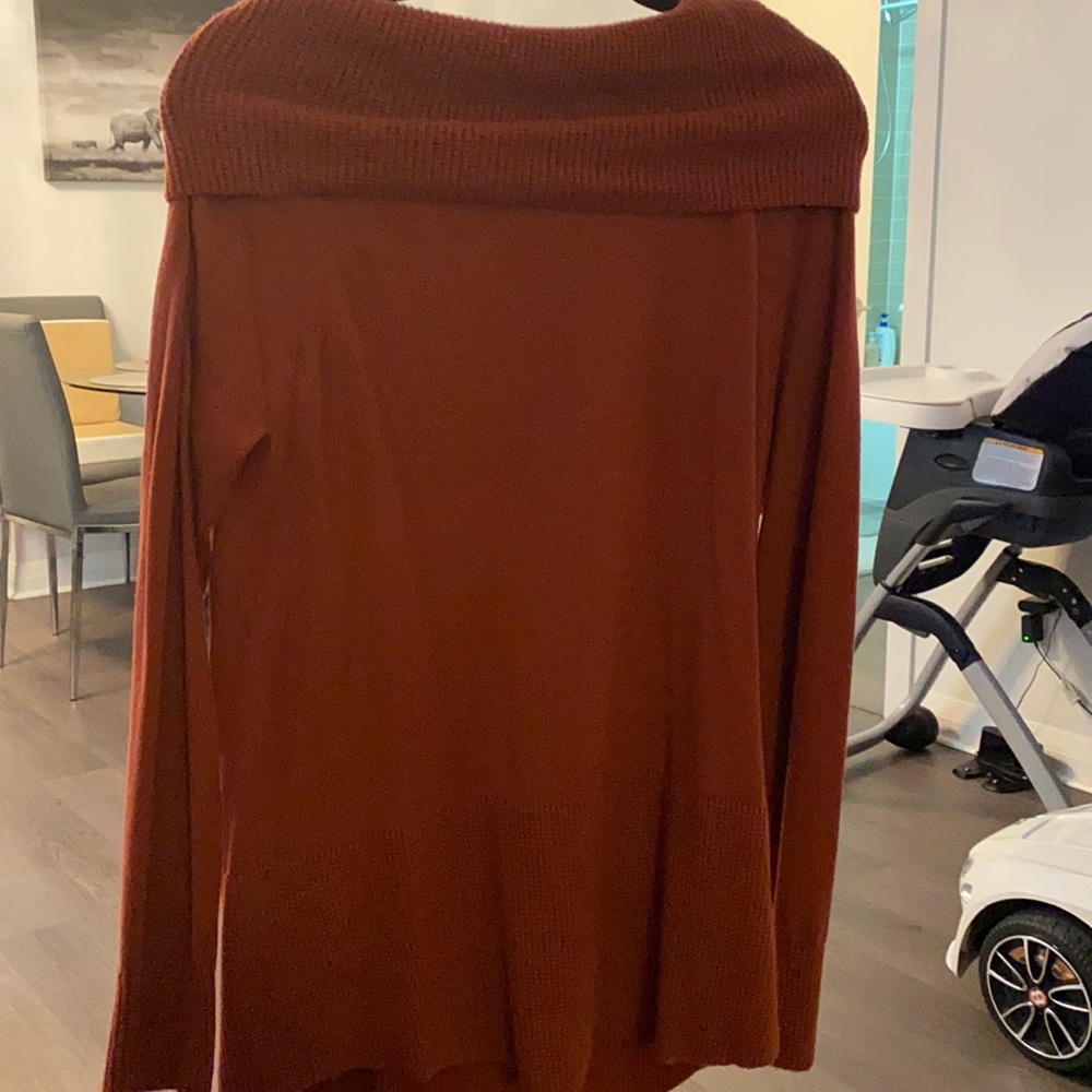 Cyrus sweater